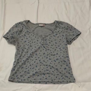 Gray shirts with blue flowers